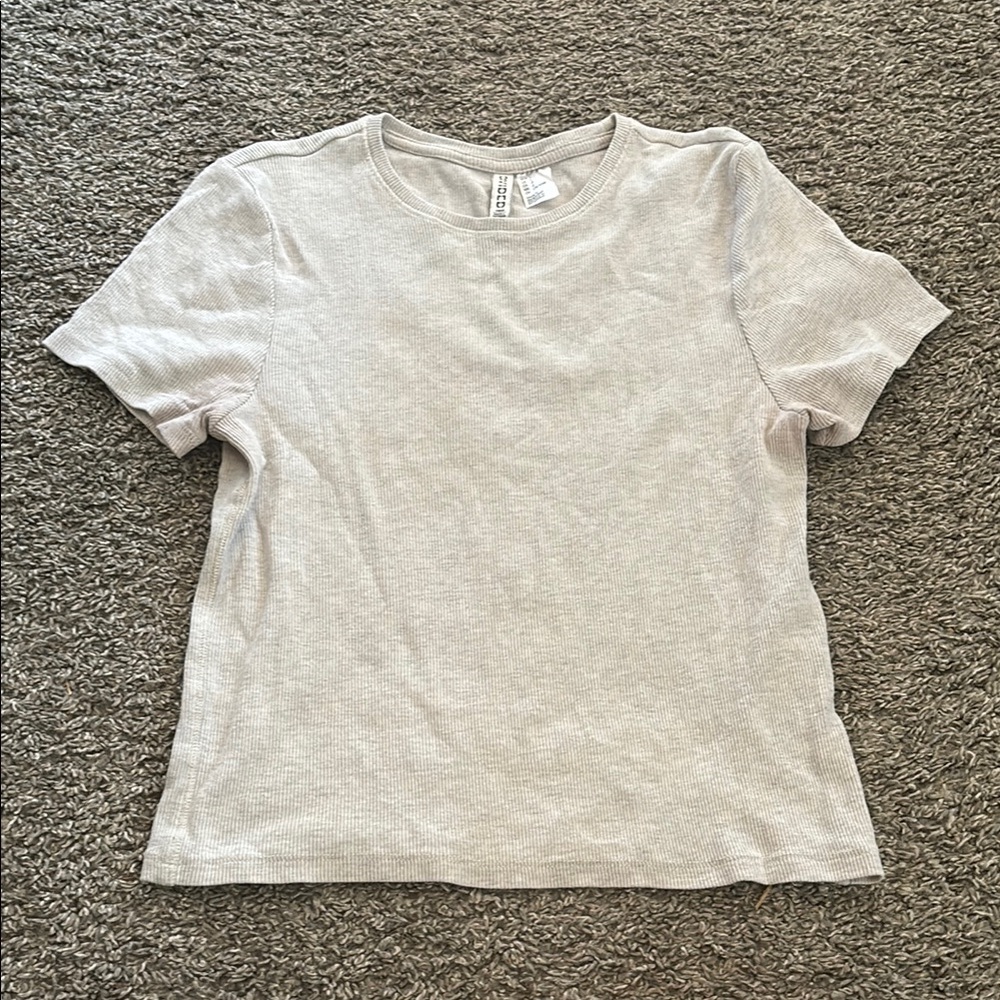 H&M Light Gray Crop Top